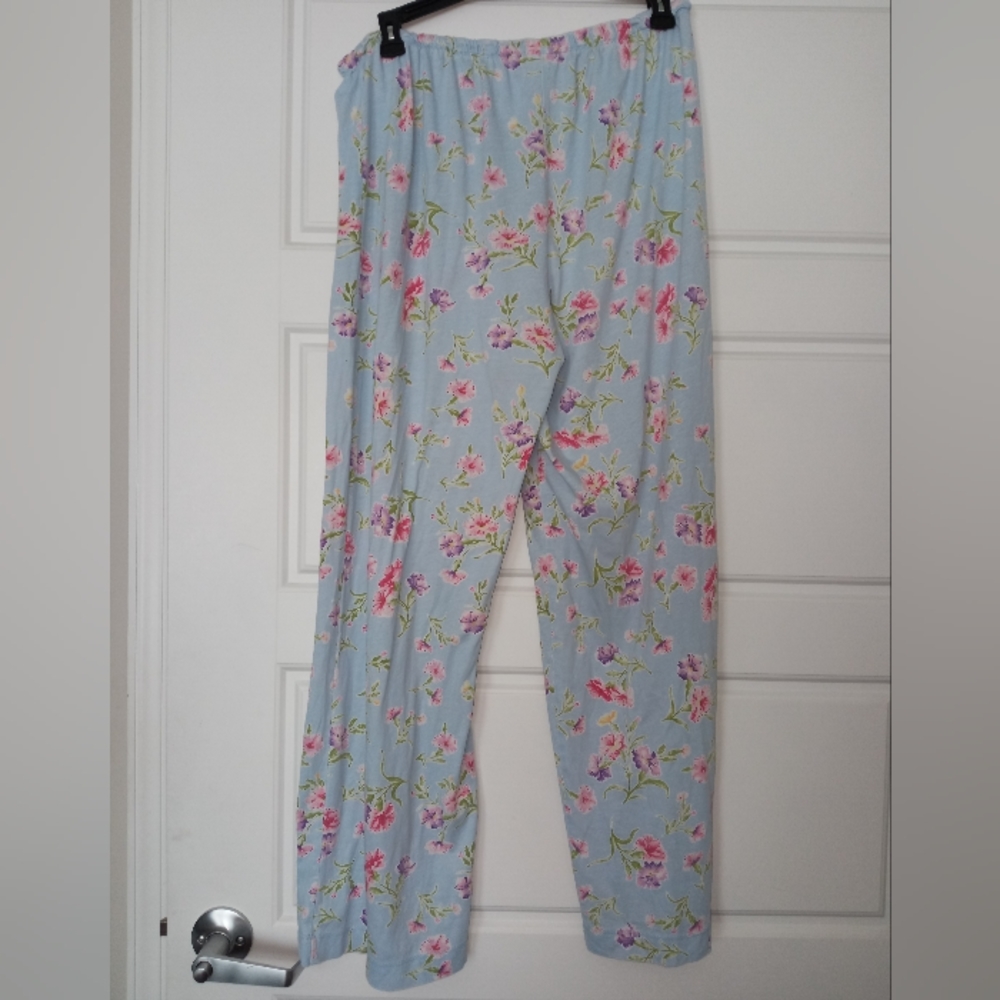 Blue floral print pajama pants size large
